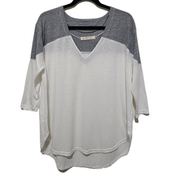 We The Free Tops - WE THE FREE Oversized Raglan Sleeve Tee V-Neck Gray White Size Extra Small